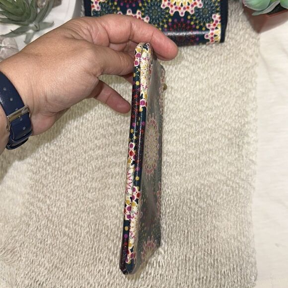 Fossil Wallet Wristlet Passport Holder Bundle PVC Blue Turquoise Multicolored - Picture 5 of 16